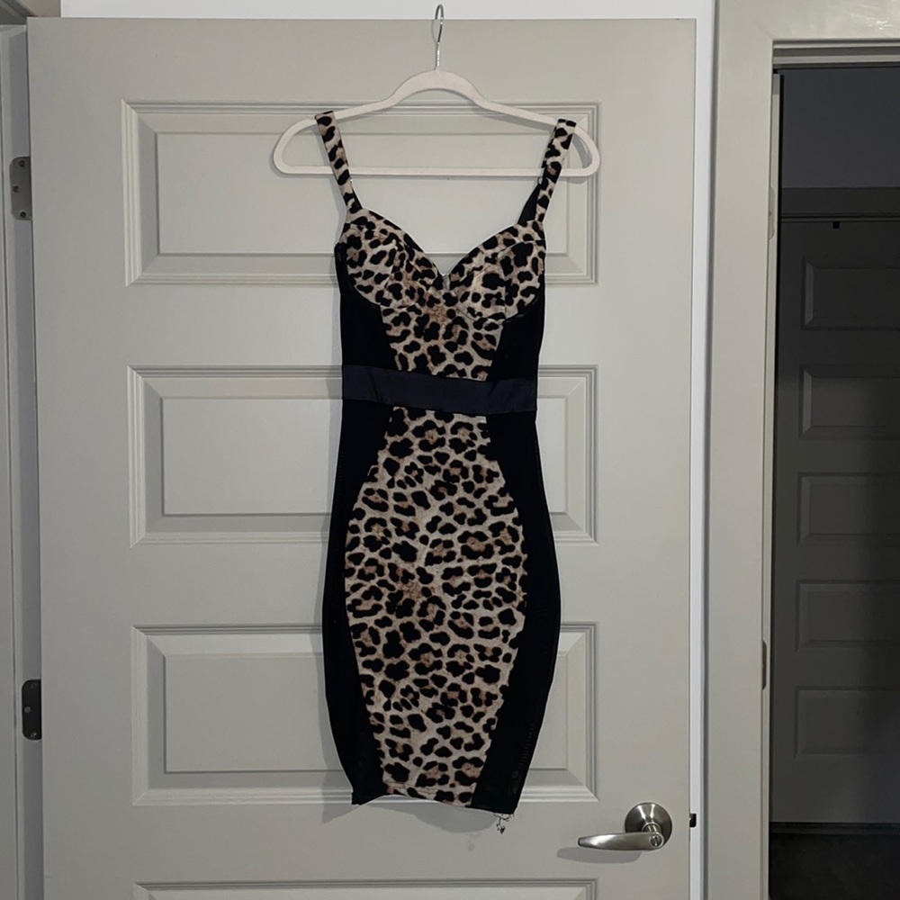 Sexy leopard print and mesh midi dress